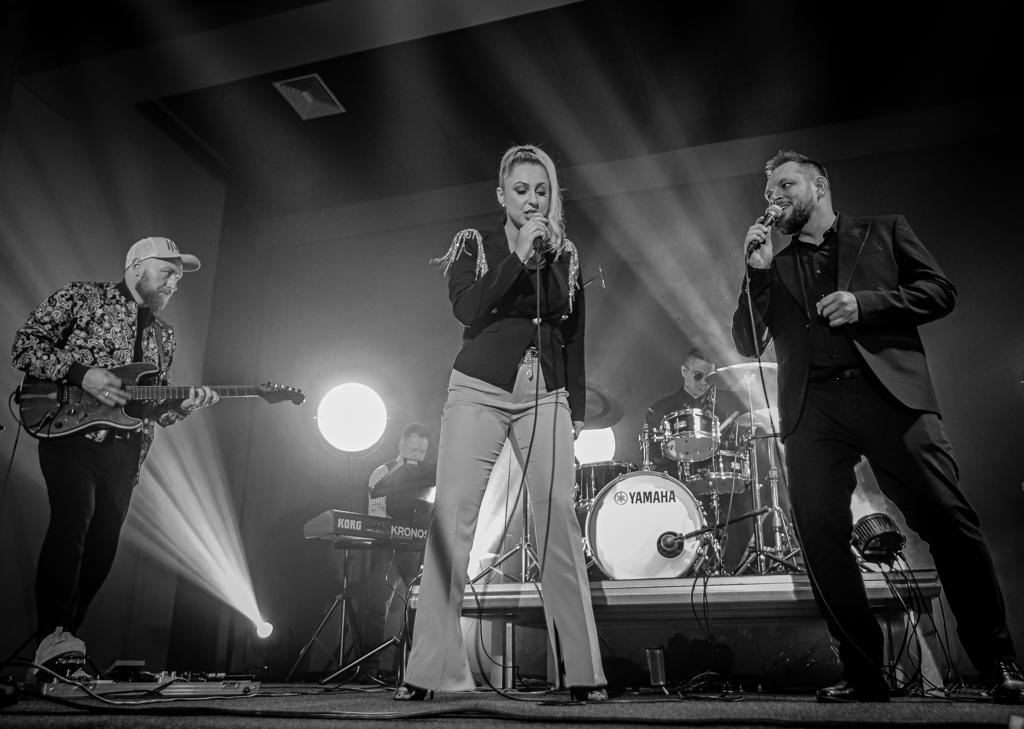 Supesonic cover-band